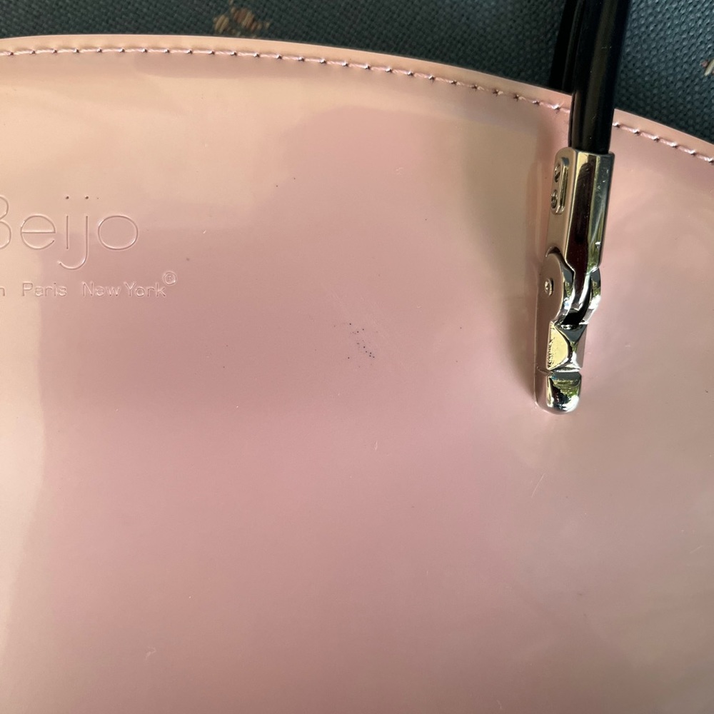 Beijo Over The Moon Handbag in Pastel Pink - Picture 4 of 8